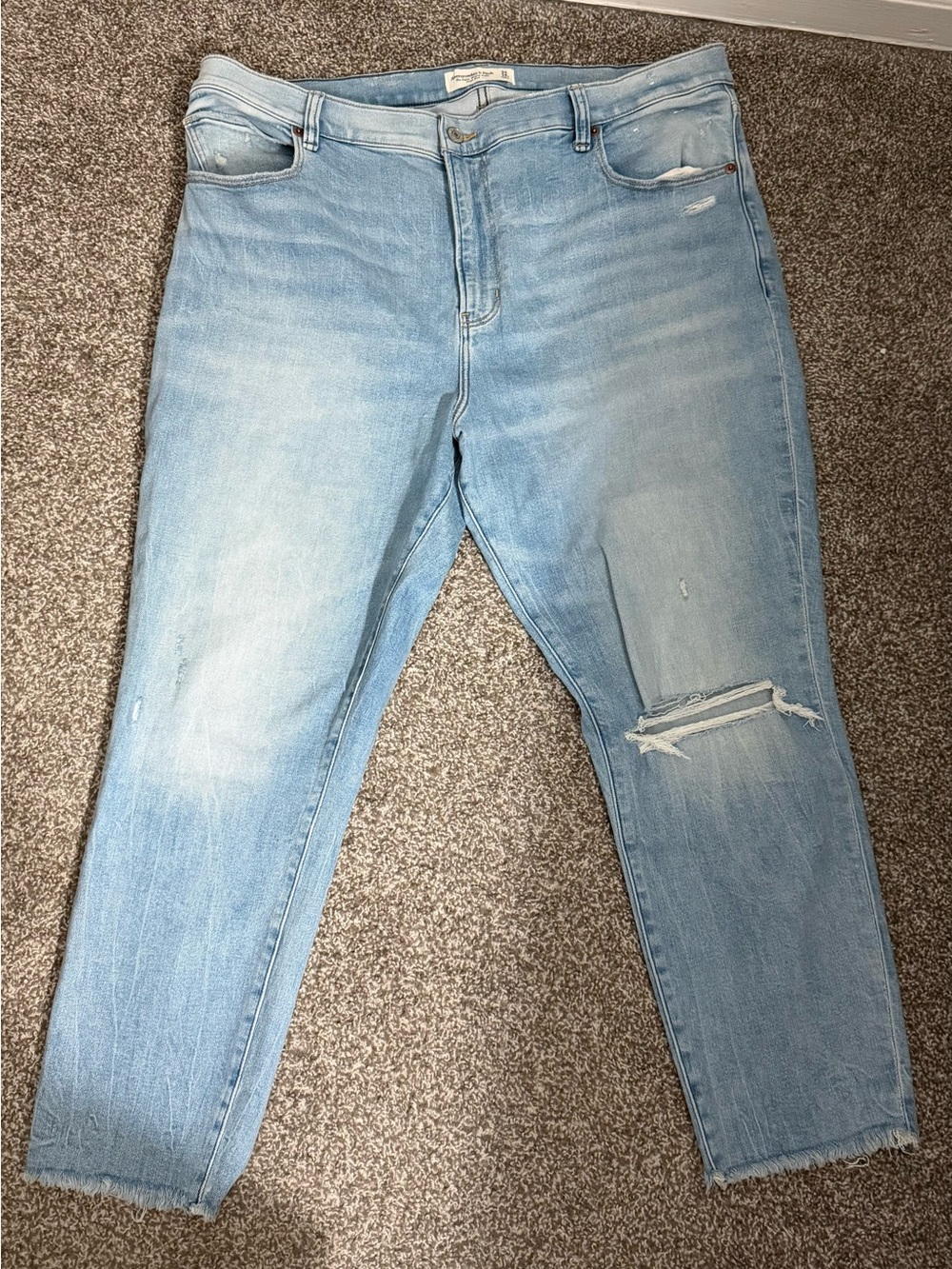 Abercrombie & Fitch Jeans - Picture 3 of 5